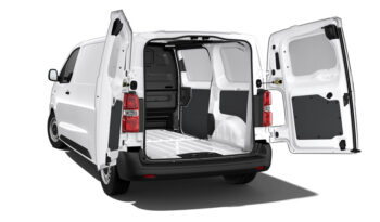 Renting Peugeot Expert Furgón L3 Long BlueHDI  120CV lleno