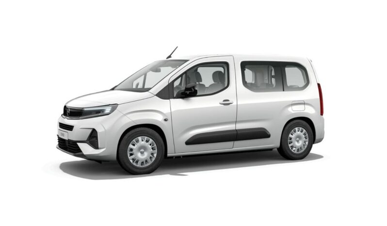 Renting Opel Combo 100 Cv 1.5 Td S/S MT6 €6.4 100CV lleno