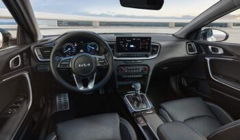Renting Kia XCeed 1.0 T-GDi Drive 74kW 100CV lleno