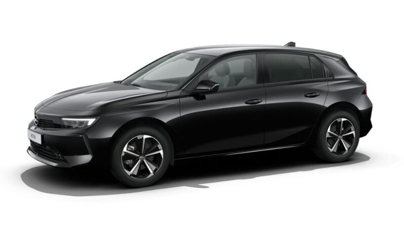 Renting Opel Astra 1.2T XHL 81kW Tech Edition 110CV lleno