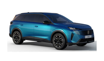 Renting Peugeot 5008 Hybrid 1.2 Allure 7 plazas eDCS6 145CV lleno