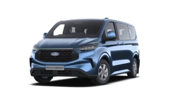Vista frontal Ford Tourneo Custom en renting