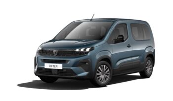 Vista frontal Peugeot Rifter en renting