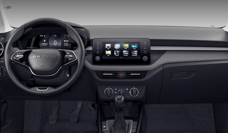 Renting Skoda Fabia Selection 1.0 TSI  95CV lleno