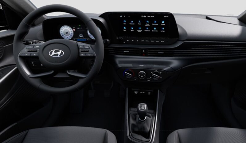 Renting Hyundai i20 Klass 1.2 MPI  79CV lleno
