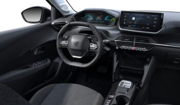 Renting Peugeot 208 Eléctrico Allure Eléctrico 136CV lleno