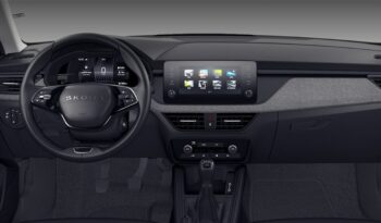 Renting Skoda Kamiq Selection 1.0 TSI 95CV lleno