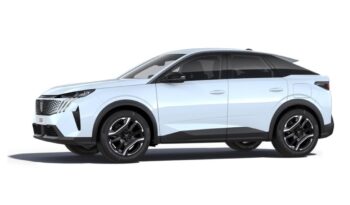 Renting Peugeot 3008 Plug-In Hybrid 1.6 Allure e-DCS7 194CV lleno