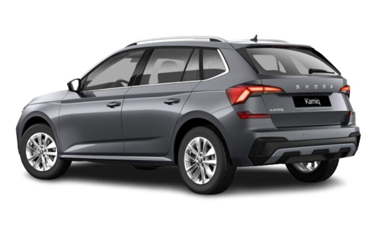 Renting Skoda Kamiq Selection 1.0 TSI 95CV lleno