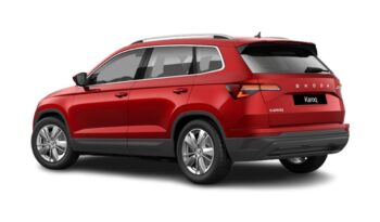 Renting Skoda Karoq Selection 1.0 TSI 115CV lleno