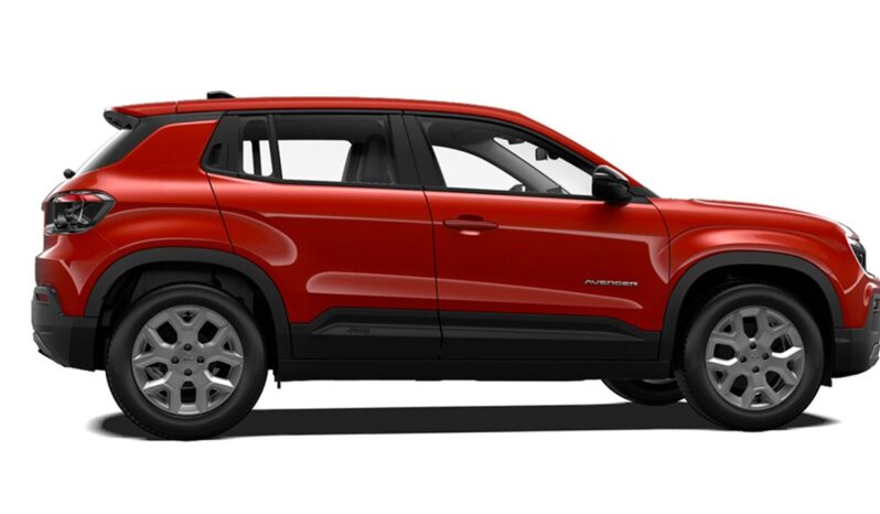 Renting Jeep Avenger Altitude Altitude 1.2 eHybrid 100CV lleno