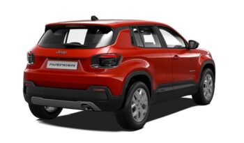 Renting Jeep Avenger Altitude Altitude 1.2 eHybrid 100CV lleno