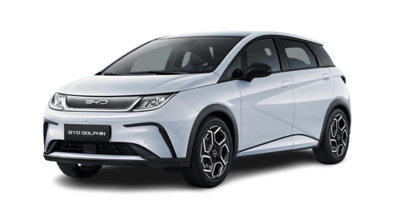 Vista frontal BYD Dolphin en renting