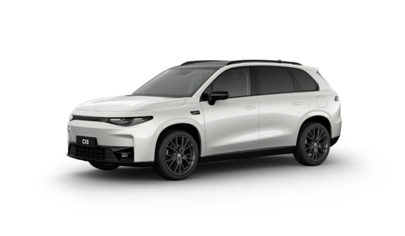 Renting Leapmotor C10 vista lateral