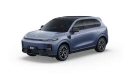 Renting Leapmotor B10 vista frontal