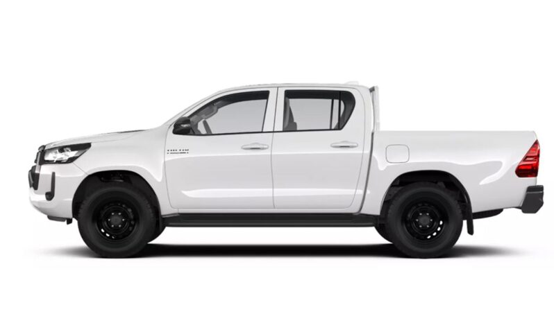 Renting Toyota Hilux 4×4 Diesel GX Cabina Doble  150CV lleno