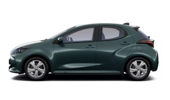 Renting Toyota Yaris Hybrid Active 115CV lleno