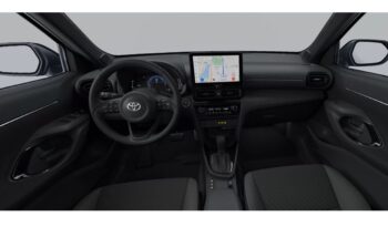 Renting Toyota Yaris Cross Hybrid Active 130CV lleno